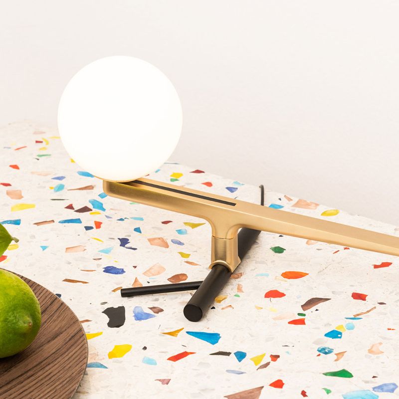 Artemide Yanzi Table Tischleuchte Artemide Yanzi Table Tischleuchte