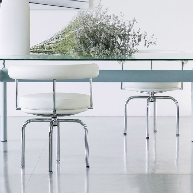 Cassina Le Corbusier LC7 Drehstuhl verchromt Leder weiß Cassina Le Corbusier LC7 Drehstuhl verchromt Leder weiß